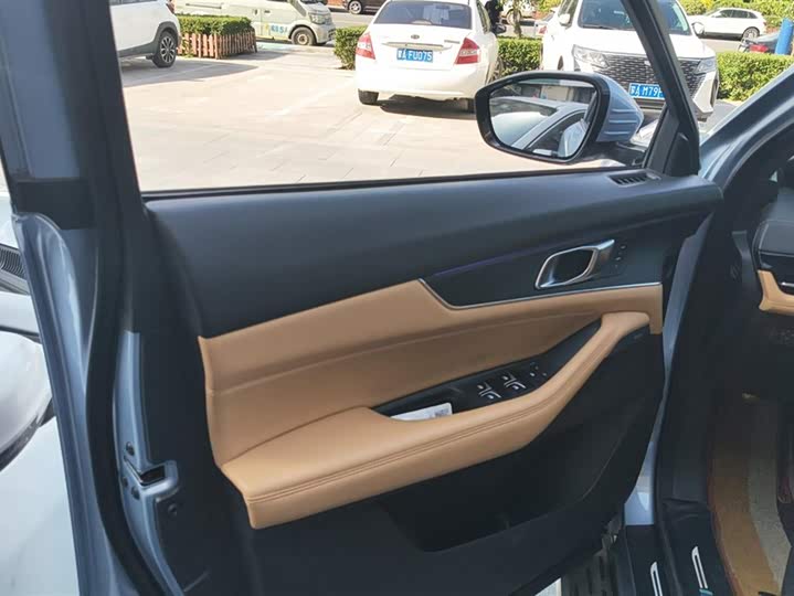 Фото 7 - Changan UNI-K