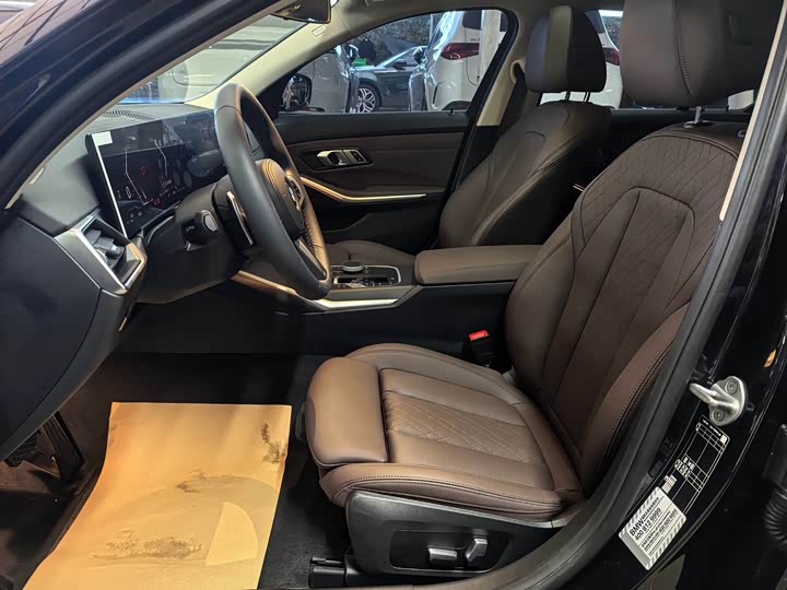 Фото 6 - BMW 3 Series