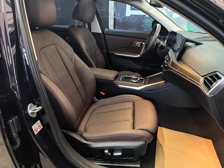 Фото 7 - BMW 3 Series