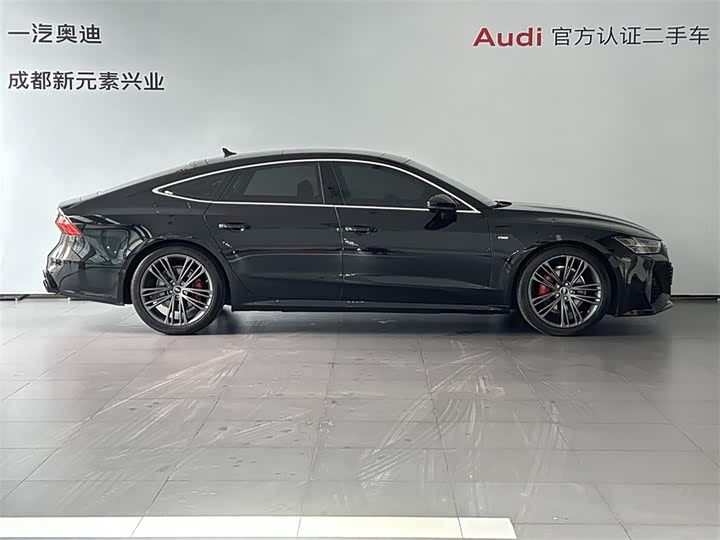Фото 3 - Audi A7