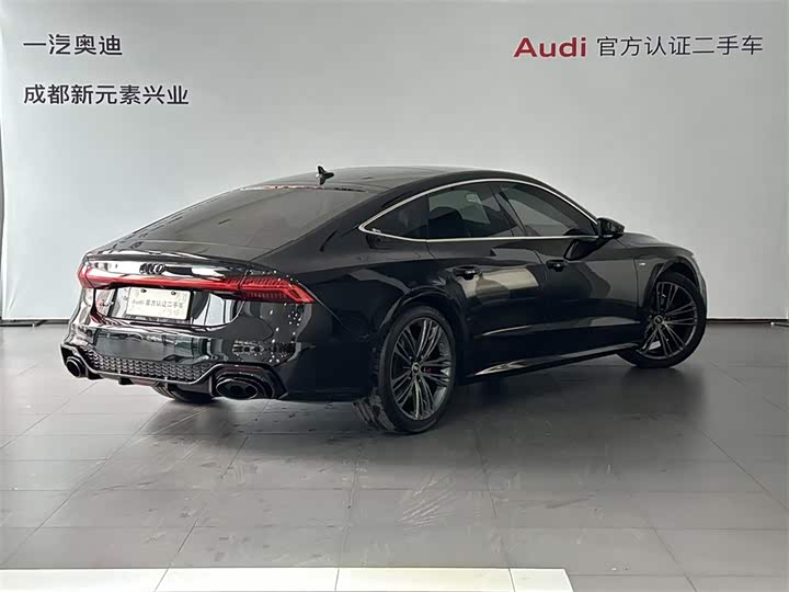 Фото 4 - Audi A7
