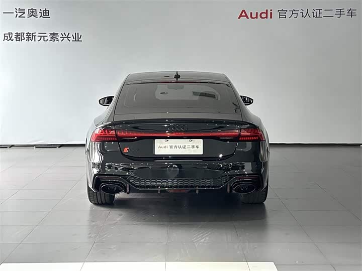 Фото 5 - Audi A7