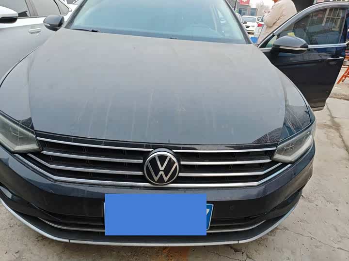 Фото 1 - Volkswagen Magotan