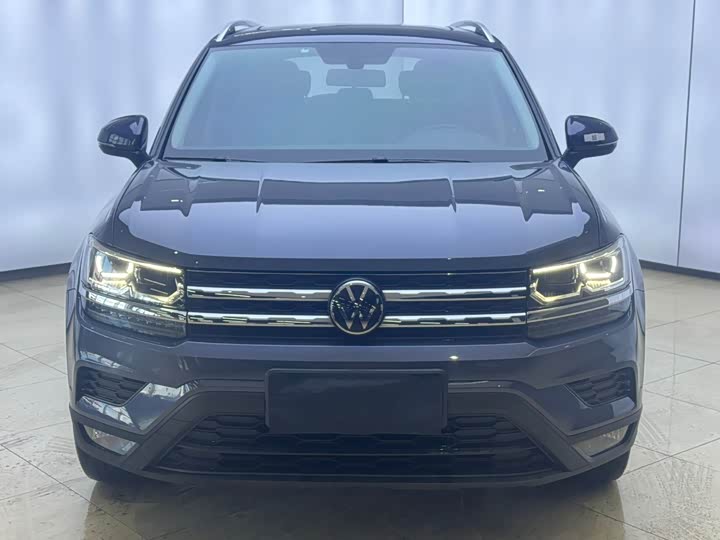 Фото 2 - Volkswagen Tharu
