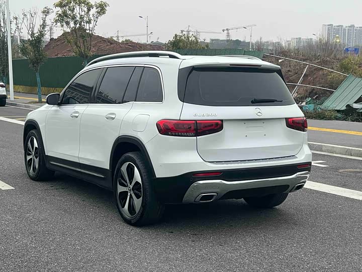 Фото 4 - Mercedes-Benz GLB-Class