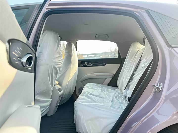 Фото 7 - Geely Galaxy Geome