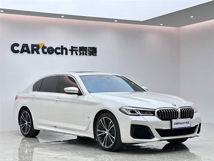 Фото 6 - BMW 5 Series