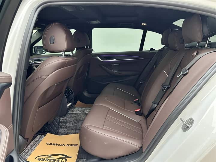 Фото 9 - BMW 5 Series