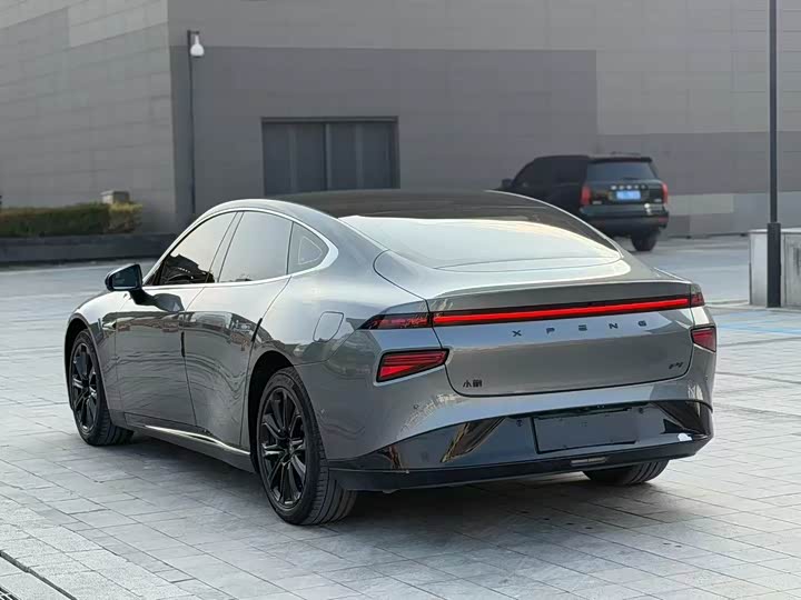 Фото 6 - XPeng P7