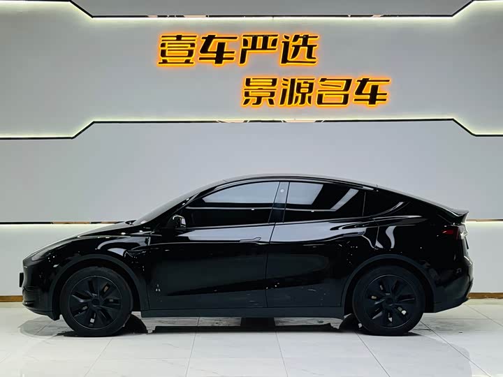 Фото 2 - Tesla Model Y