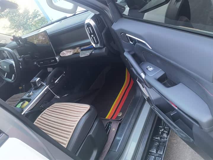 Фото 8 - Jetour T2