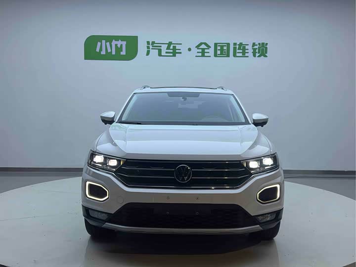 Фото 2 - Volkswagen T-Roc