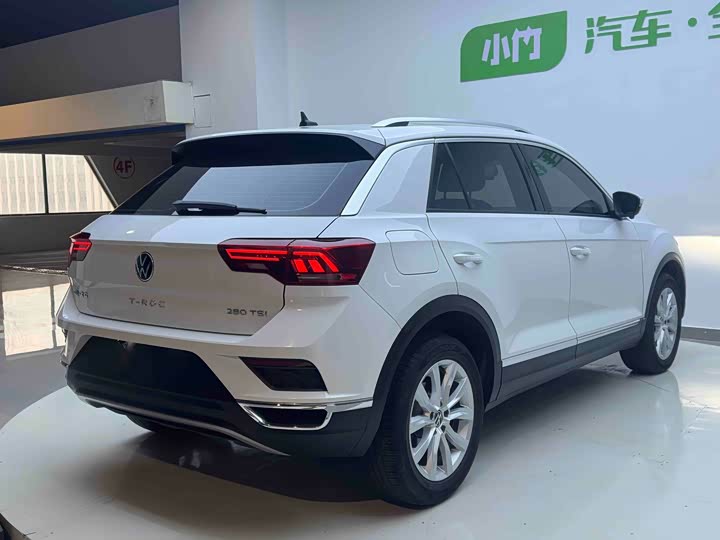 Фото 6 - Volkswagen T-Roc