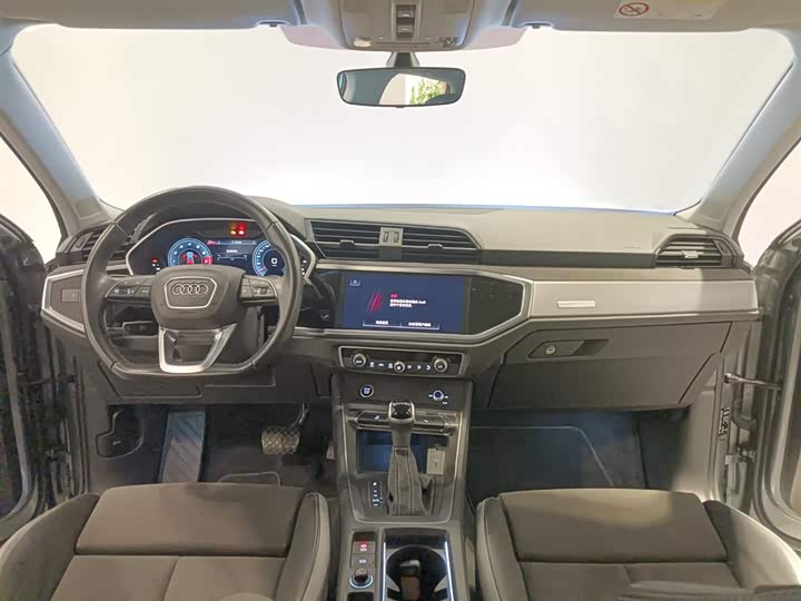 Фото 6 - Audi Q3