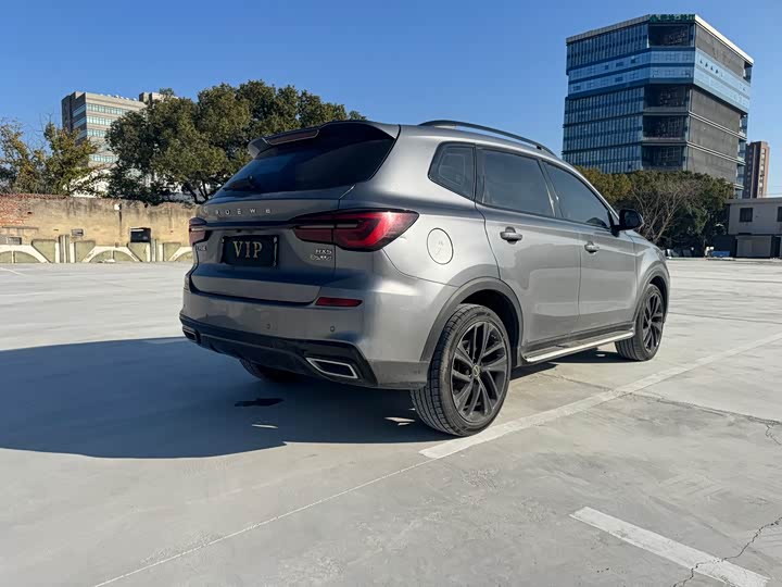 Фото 8 - Roewe RX5 Hybrid