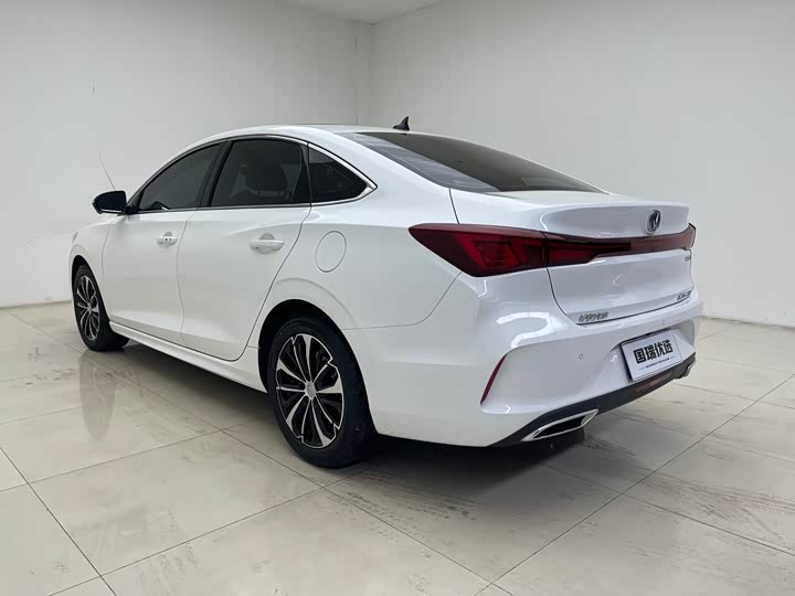 Фото 6 - Changan Eado Plus