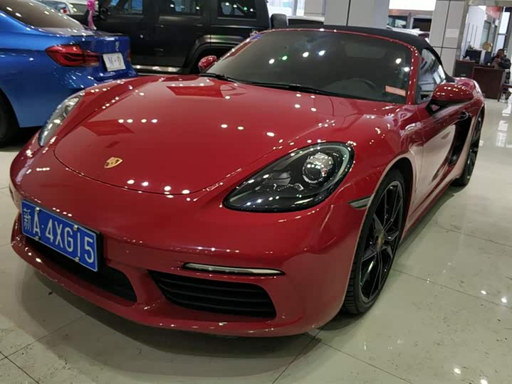 Фото 1 - Porsche 718