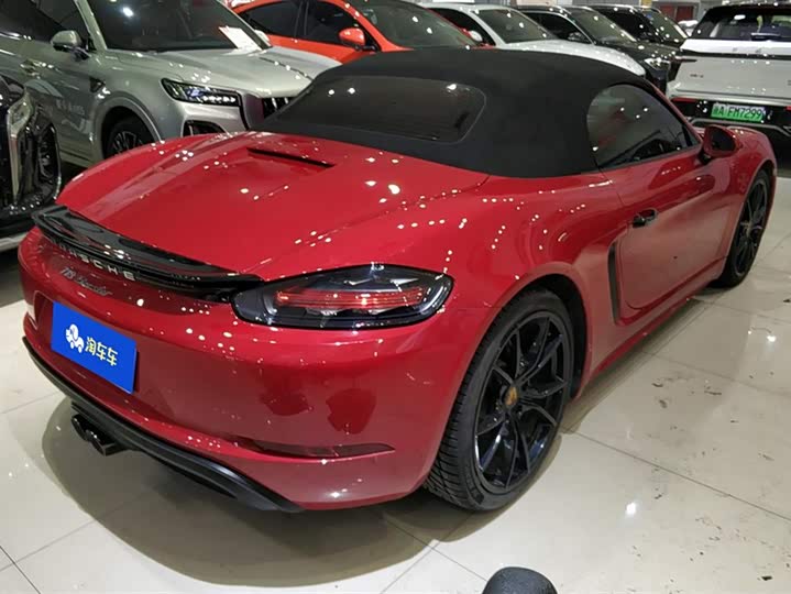 Фото 3 - Porsche 718