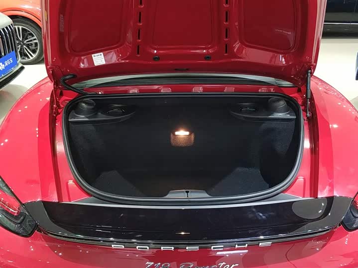 Фото 4 - Porsche 718