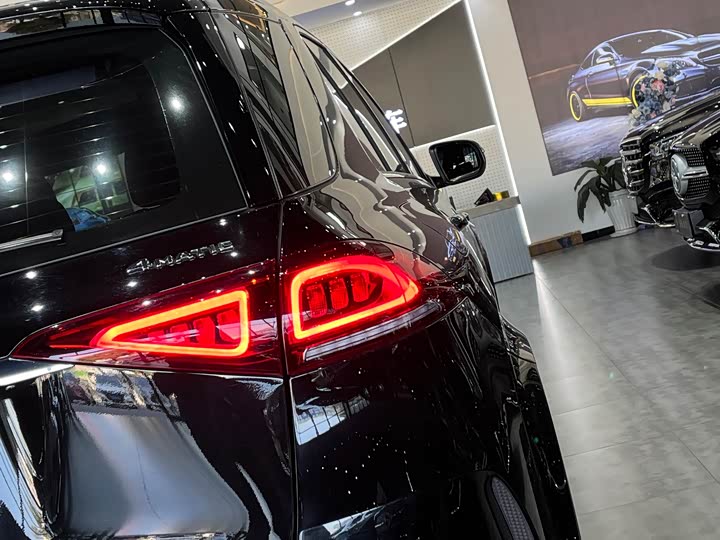 Фото 9 - Mercedes-Benz GLE-Class