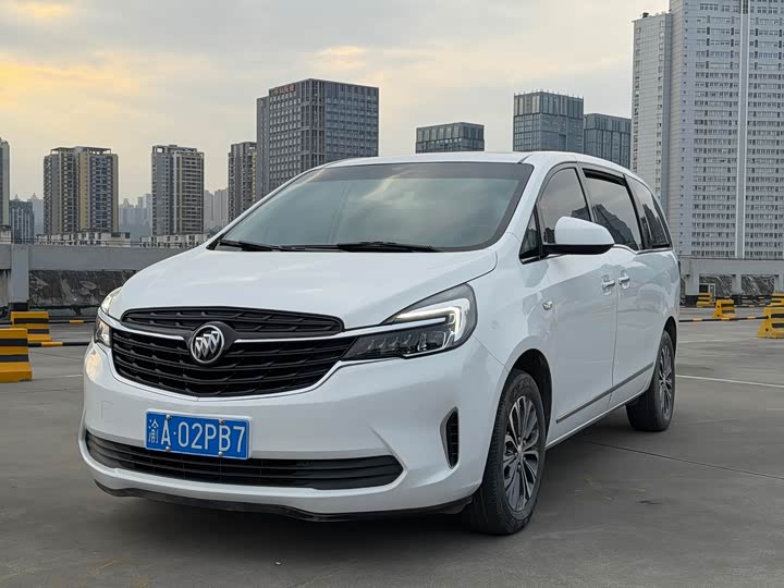 Фото 1 - Buick GL8 ES