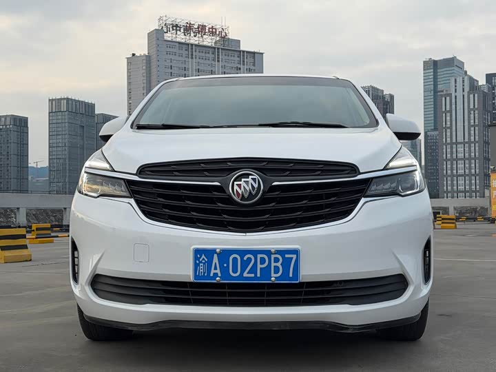 Фото 4 - Buick GL8 ES