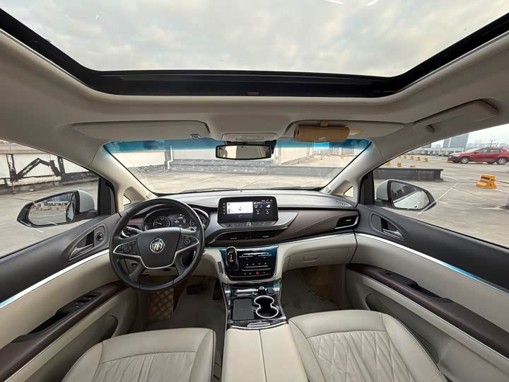 Фото 8 - Buick GL8 ES