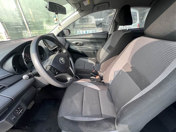 Фото 4 - Toyota Vios FS