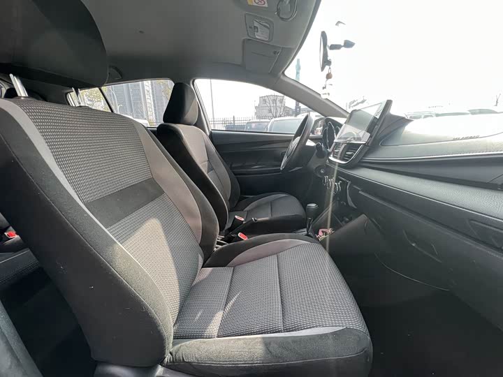 Фото 5 - Toyota Vios FS