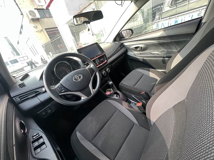 Фото 7 - Toyota Vios FS