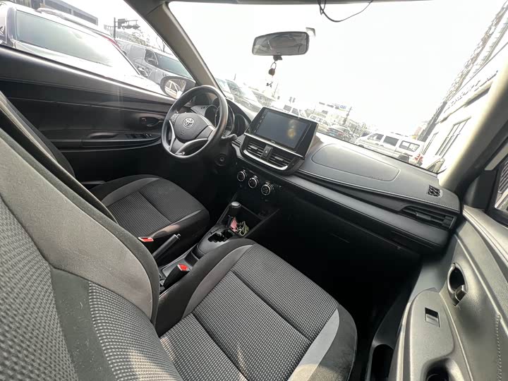 Фото 9 - Toyota Vios FS