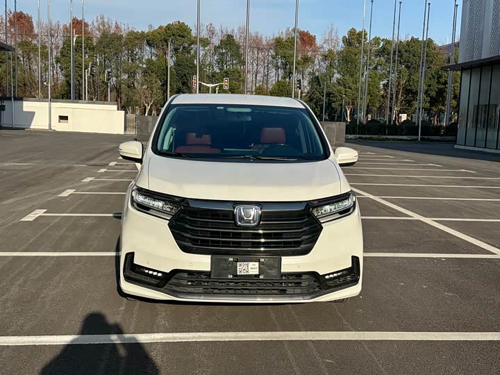 Фото 2 - Honda Odyssey
