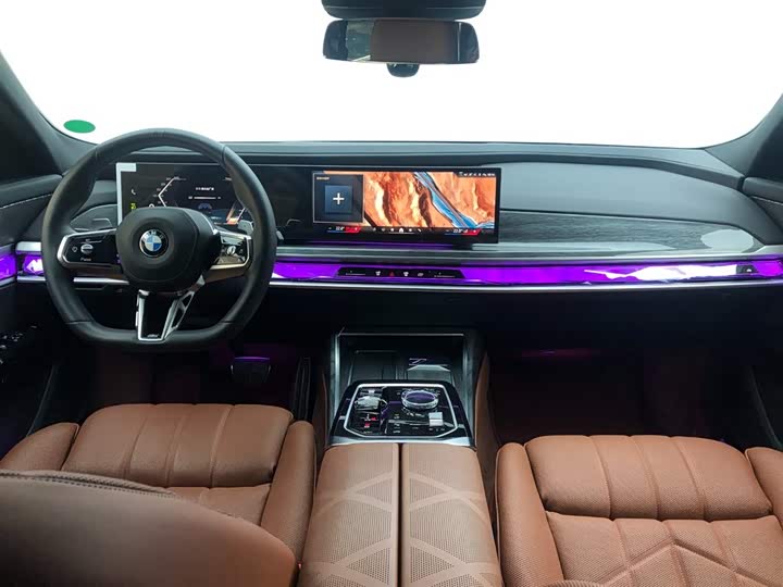 Фото 7 - BMW 7 Series