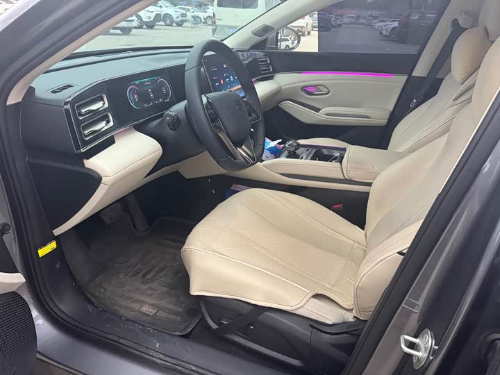 Фото 7 - BYD Qin L