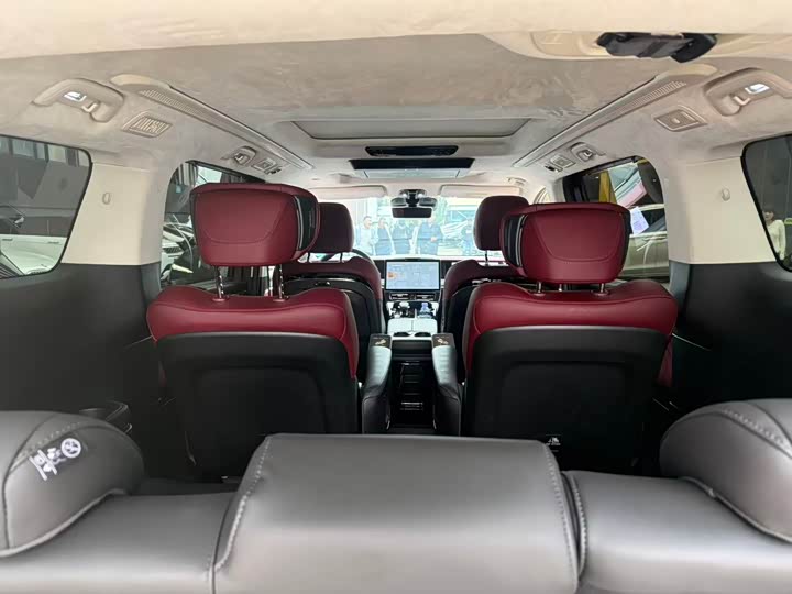 Фото 4 - GAC Trumpchi E9