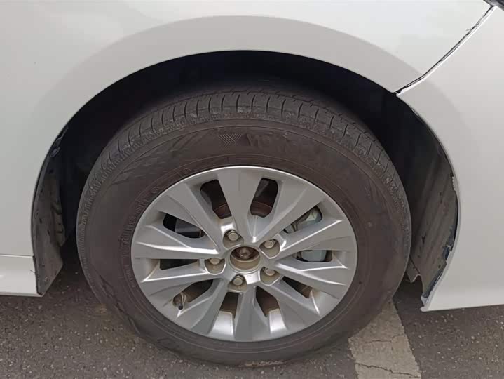 Фото 6 - Toyota Corolla