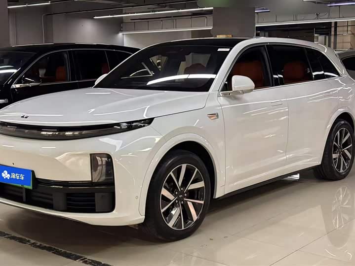 Фото 1 - LiXiang L7