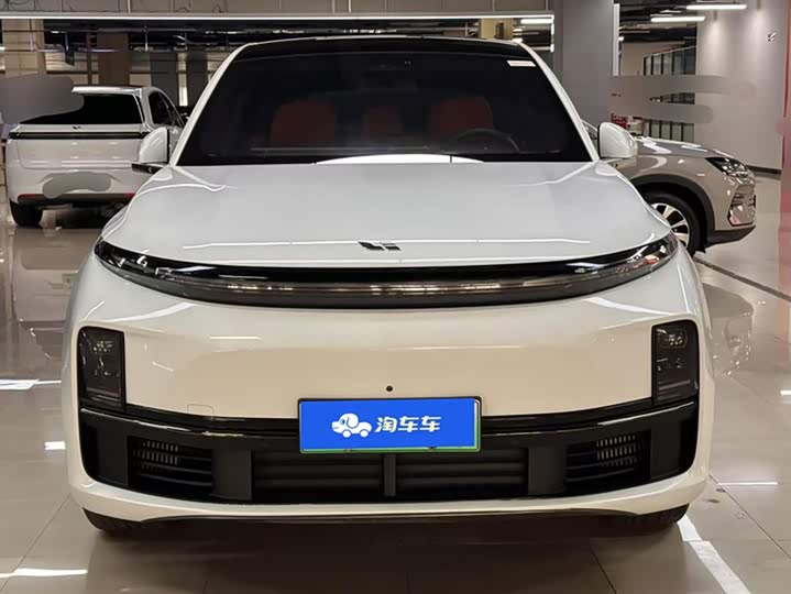 Фото 2 - LiXiang L7