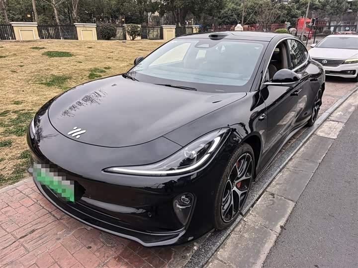 Фото 1 - IM motors L6