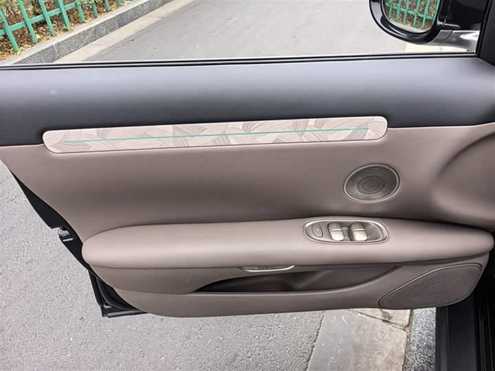 Фото 9 - IM motors L6