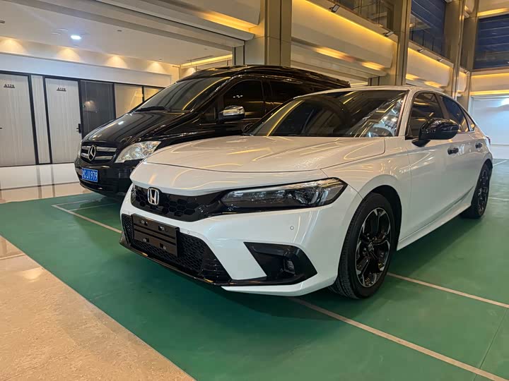 Фото 1 - Honda Civic