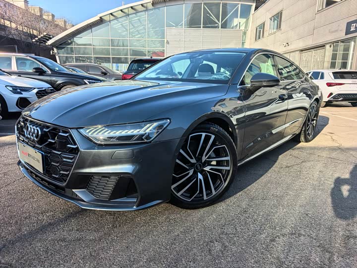 Фото 1 - Audi A7