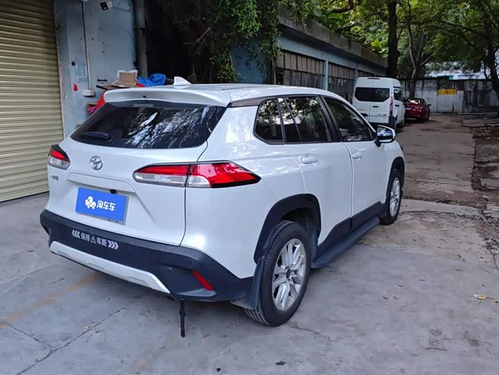 Фото 3 - Toyota Corolla Cross