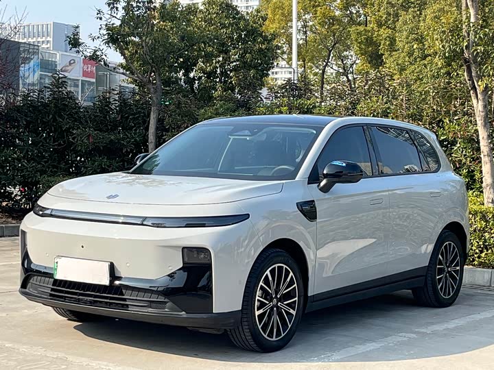 Фото 1 - Leapmotor B10