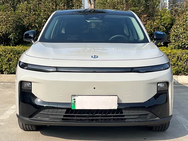 Фото 2 - Leapmotor B10