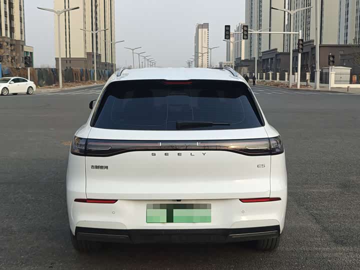 Фото 5 - Geely Galaxy E5