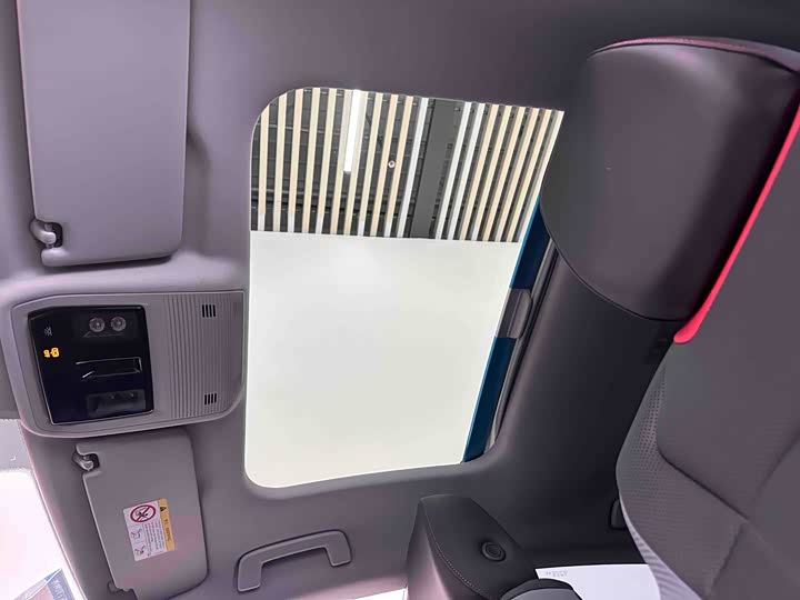 Фото 7 - Volkswagen Lamando L