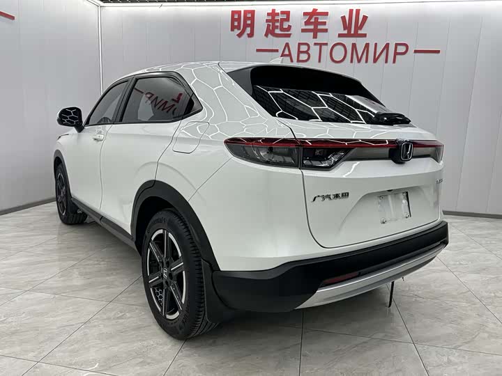 Фото 8 - Honda Vezel