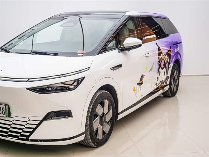 Фото 3 - XPeng X9