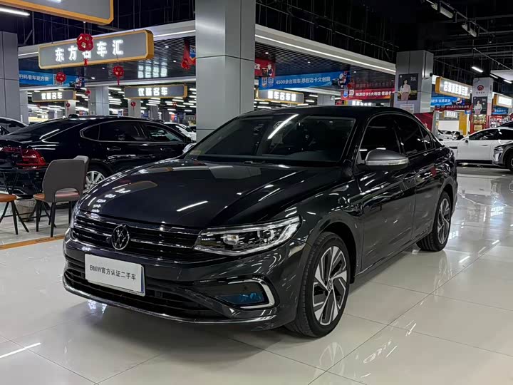 Фото 1 - Volkswagen Bora